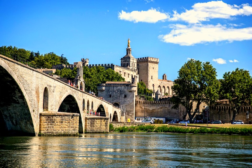 pont avignon amoureux weekend